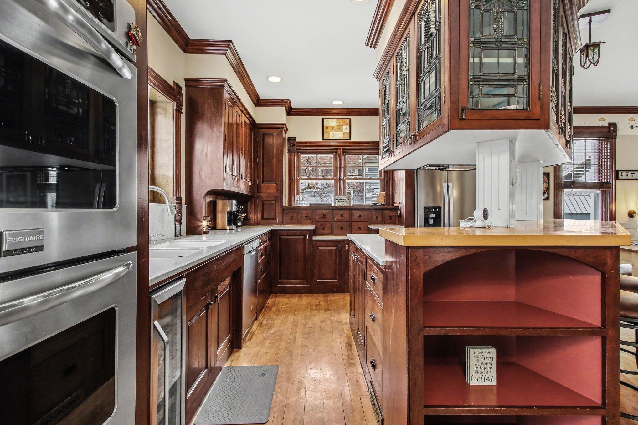 414 East Clark Street Crown Point, IN 46307 - Photo 7 of 26 2038x1359