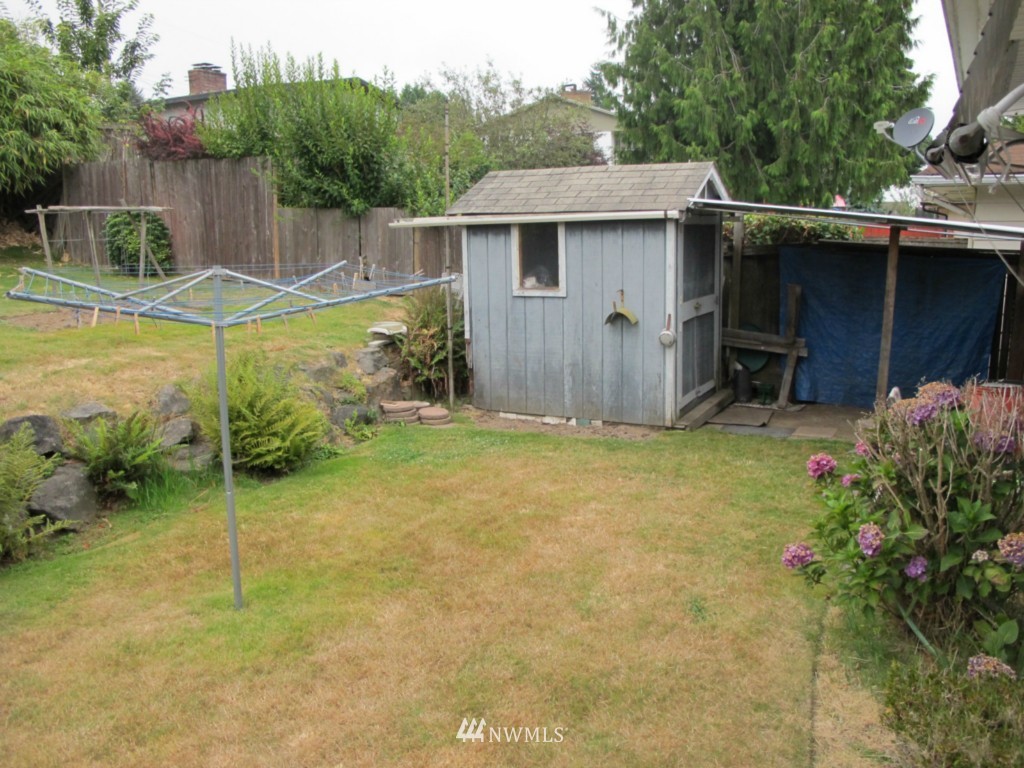 10259 Renton Avenue South Seattle, WA 98178 - Photo 11 of 11 Gallery Image 11
