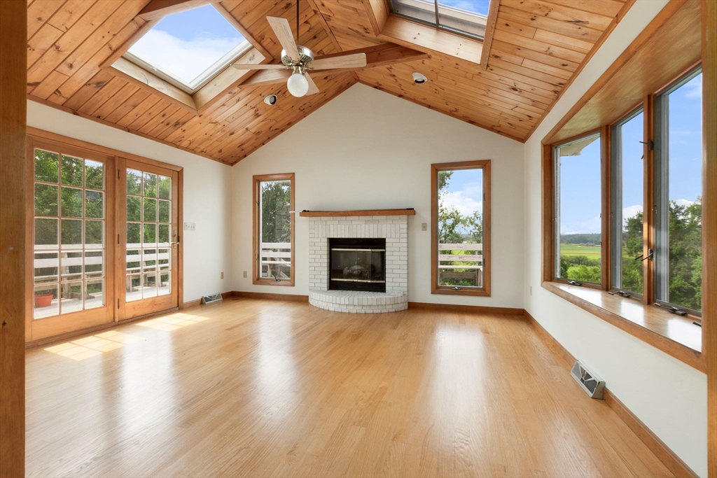 4 Grandview Road Danvers, MA 01923 - Photo 23 of 42 Gallery Image 23
