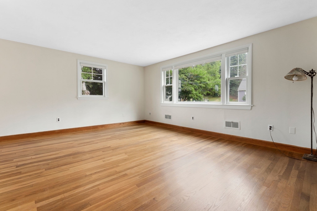 4 Grandview Road Danvers, MA 01923 - Photo 28 of 42 Gallery Image 28