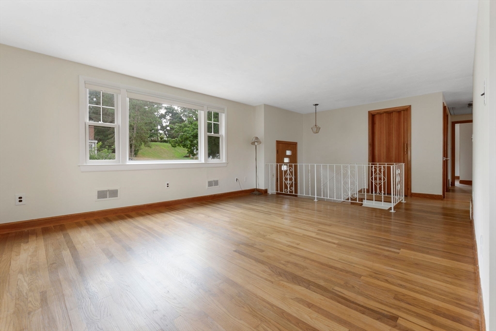 4 Grandview Road Danvers, MA 01923 - Photo 29 of 42 Gallery Image 29