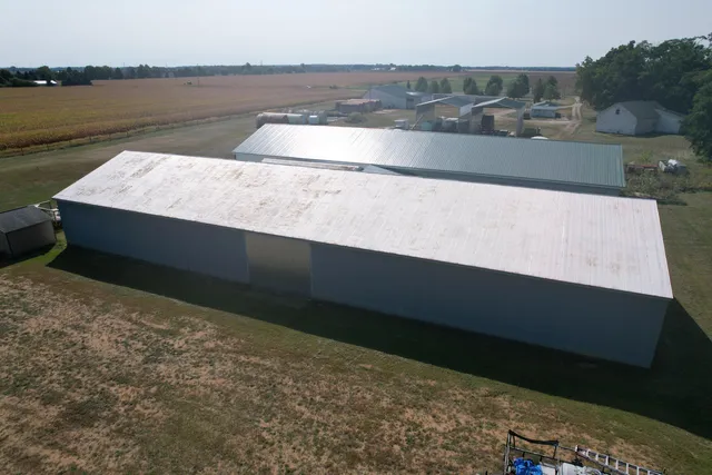 $950,000 | 25660 Simpson Road, Mendon, MI 49072