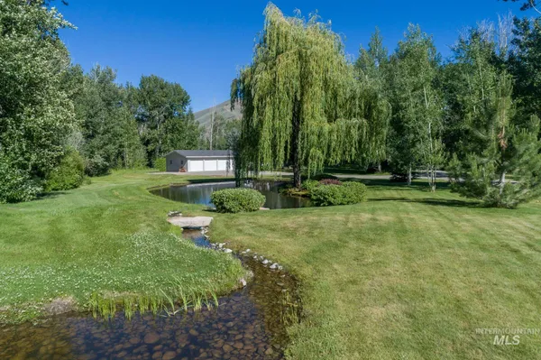 $1,950,000 | 100 Trout Lane, Bellevue, ID 83313