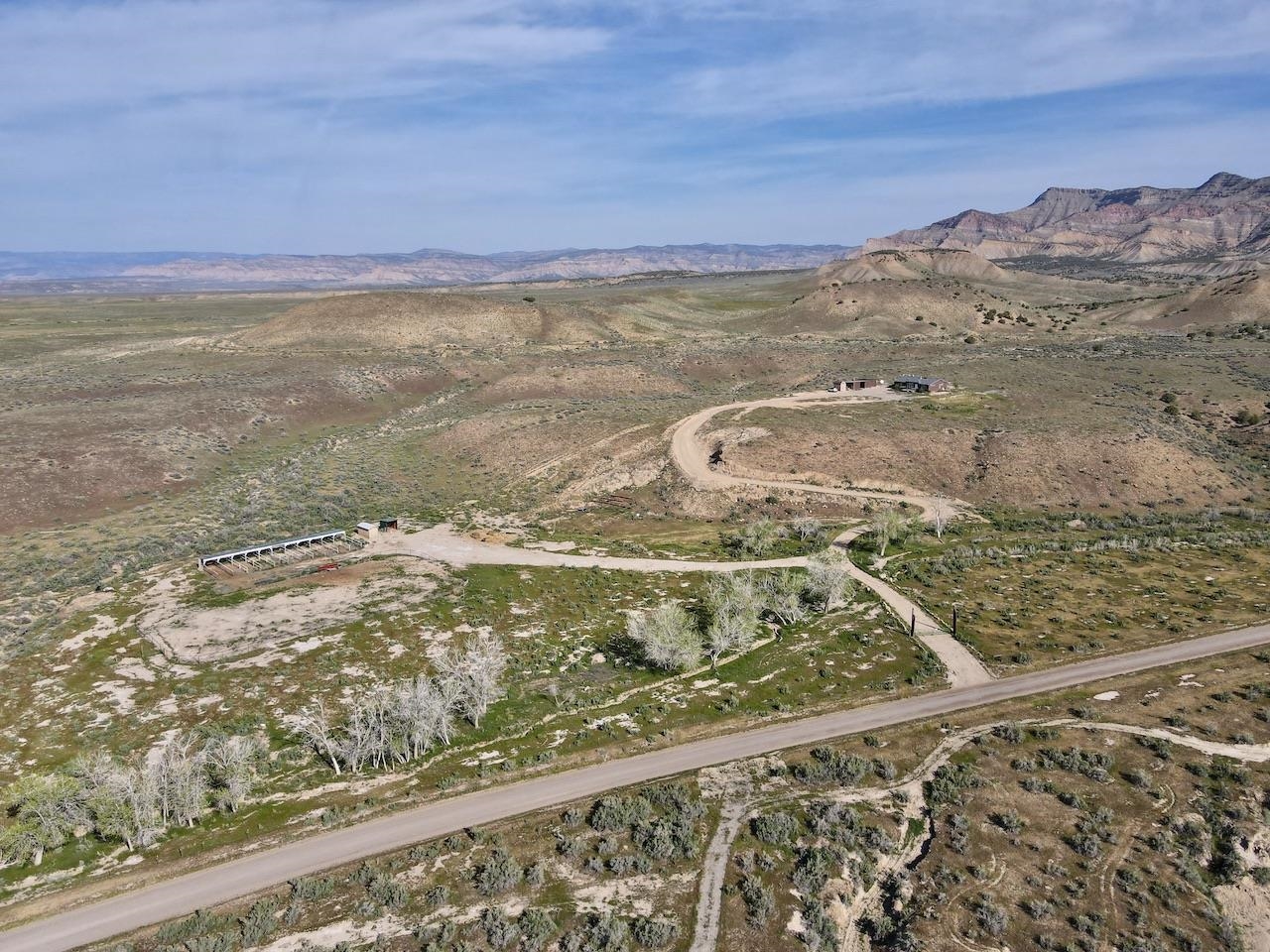2423 16 Road Loma, CO 81524 - Photo 33 of 38 a view of a balcony with an ocean view