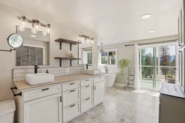 $850,000 | 16696 West Hollister Hills Drive, Post Falls, ID 83854