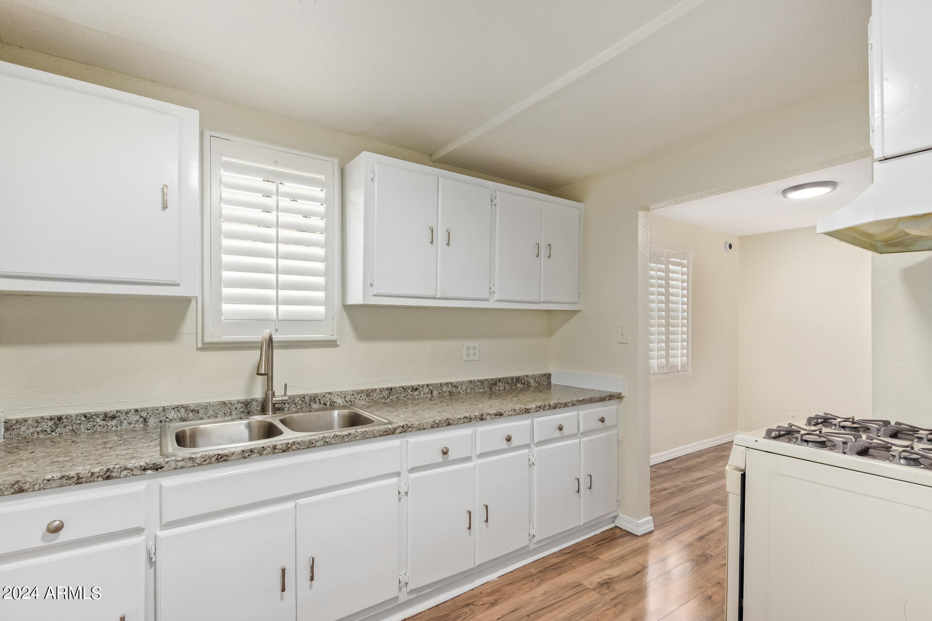 9205 North 9th Street Phoenix, AZ 85020 - Photo 11 of 21 11 - 9th