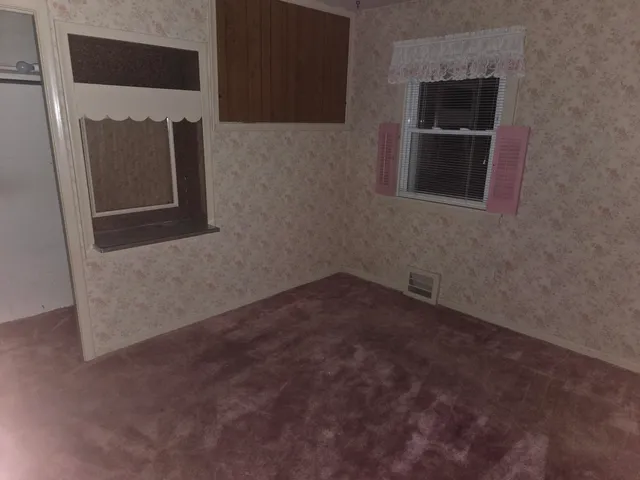 $225,000 | 5667 Brunswick Boulevard, Waterford, MI 48327