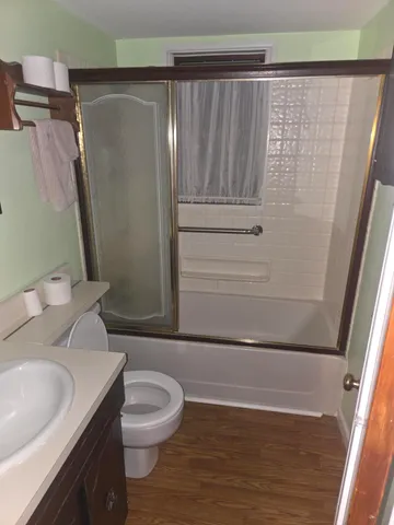 $225,000 | 5667 Brunswick Boulevard, Waterford, MI 48327