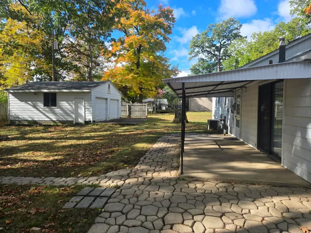 $225,000 | 5667 Brunswick Boulevard, Waterford, MI 48327