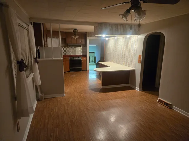 $225,000 | 5667 Brunswick Boulevard, Waterford, MI 48327