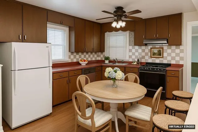 $225,000 | 5667 Brunswick Boulevard, Waterford, MI 48327