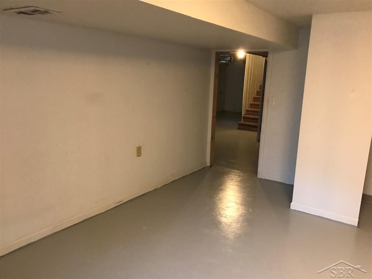 2575 Ranier Saginaw, MI 48603 - Photo 32 of 43