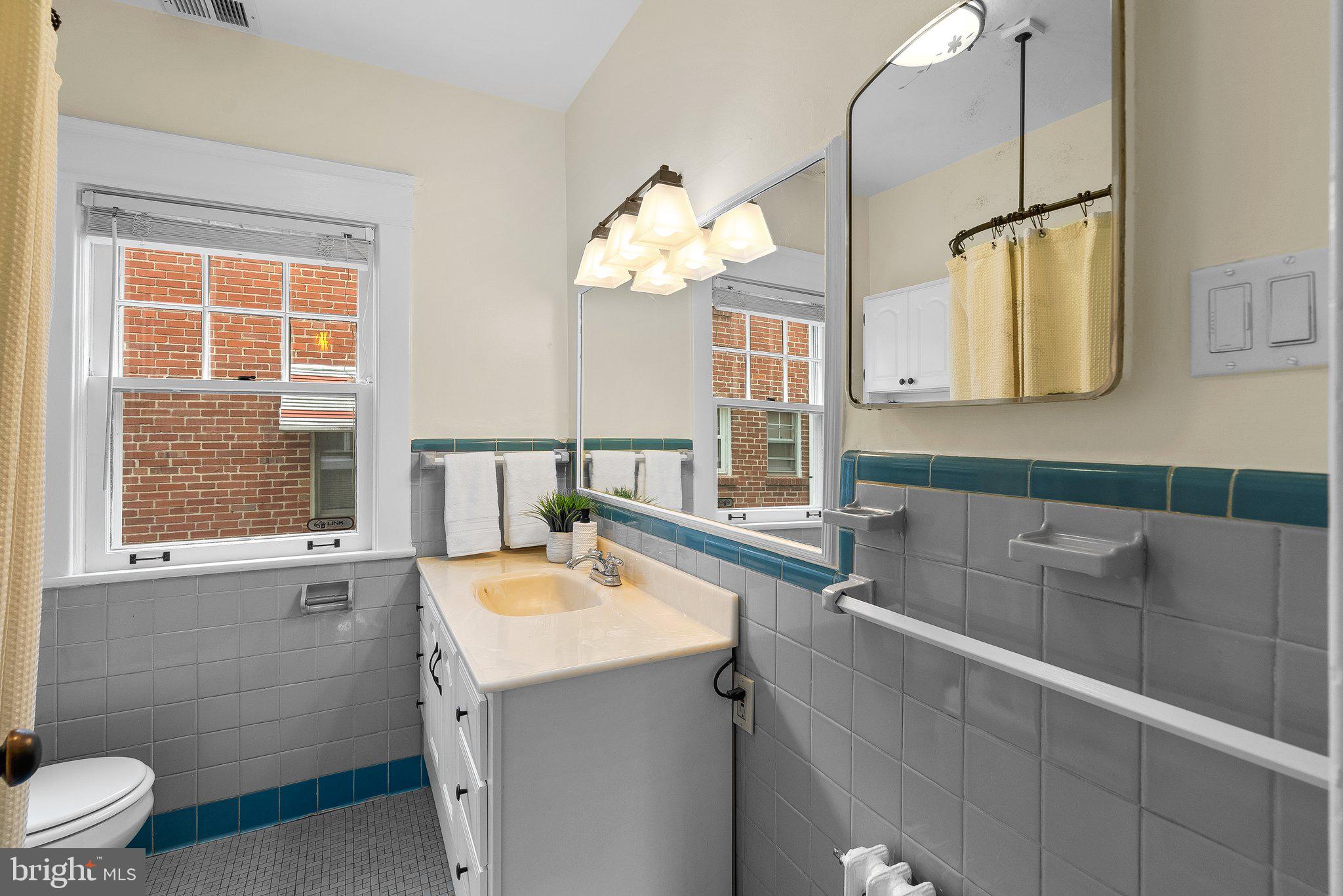 720 Easley Street Silver Spring, MD 20910 - Photo 20 of 40