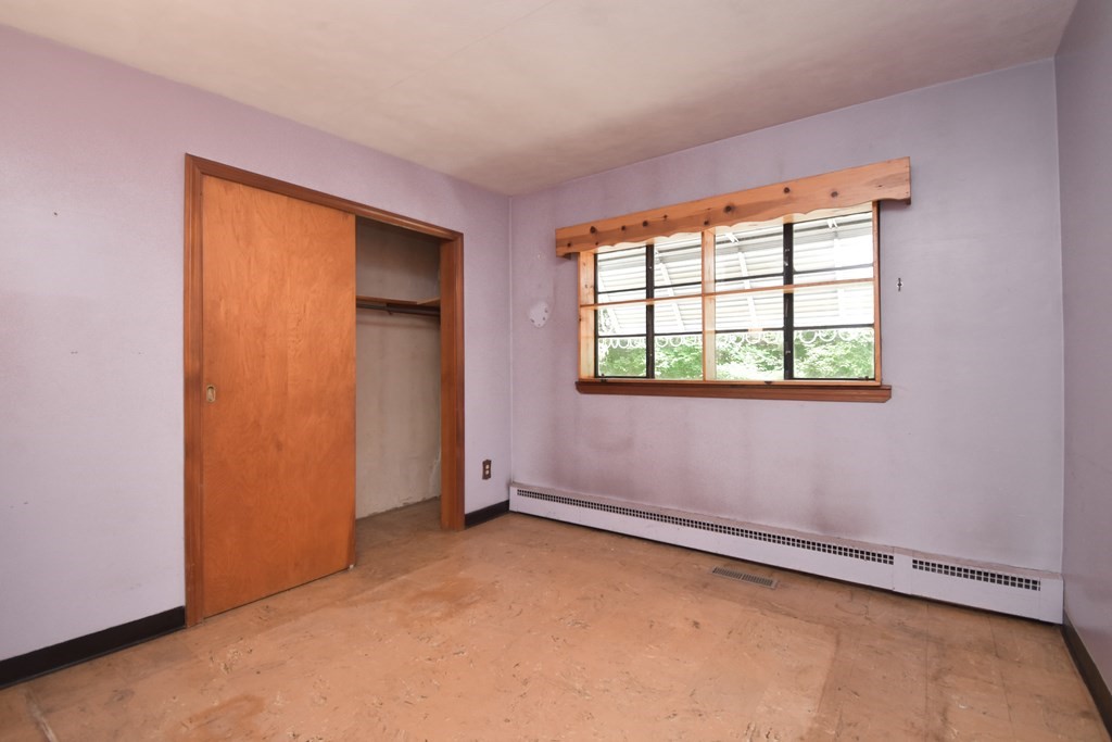 57 Telbar Street Springfield, MA 01128 - Photo 12 of 35