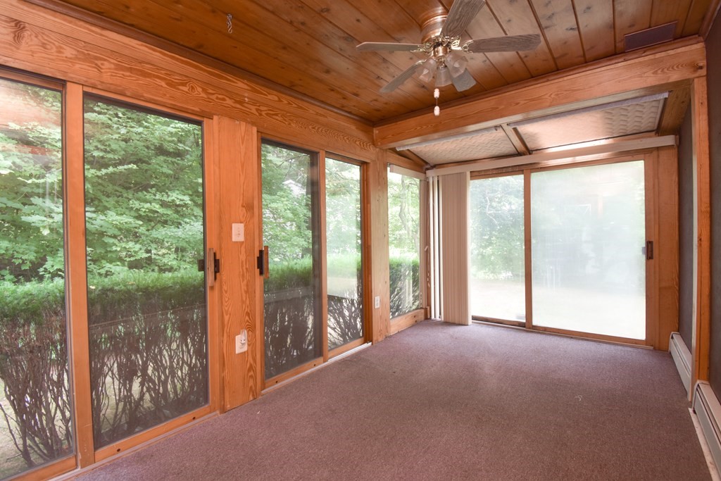57 Telbar Street Springfield, MA 01128 - Photo 25 of 35