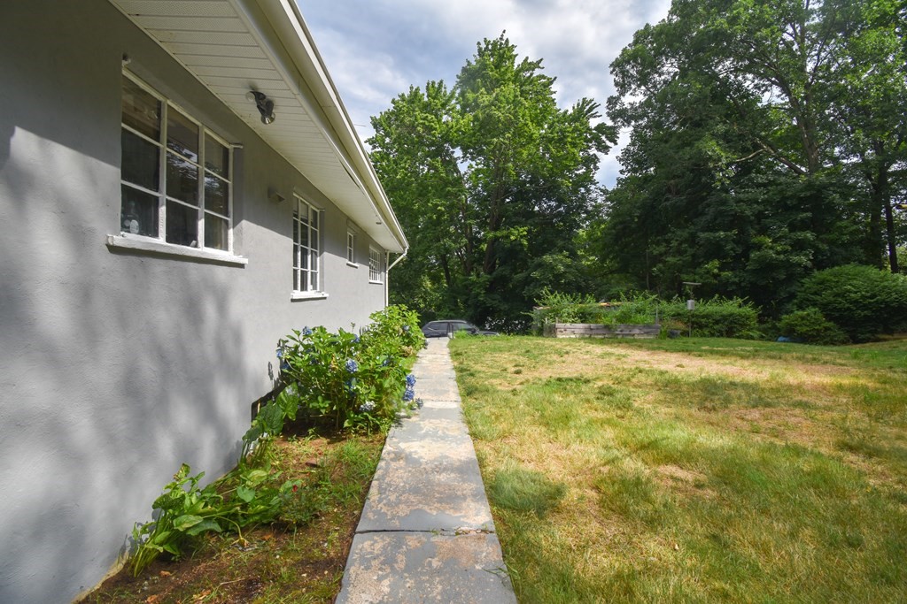 57 Telbar Street Springfield, MA 01128 - Photo 29 of 35