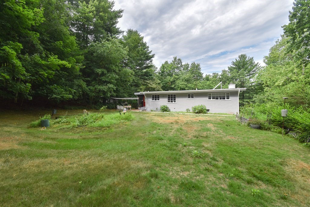 57 Telbar Street Springfield, MA 01128 - Photo 33 of 35