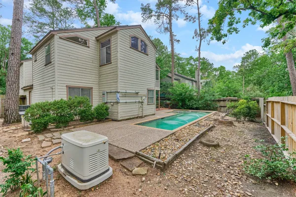 $375,000 | 30 Shallow Pond Place, The Woodlands, TX 77381
