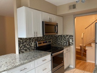 1900 Richard Jones Road, Unit X8 Nashville, TN 37215 - Photo 5 of 24