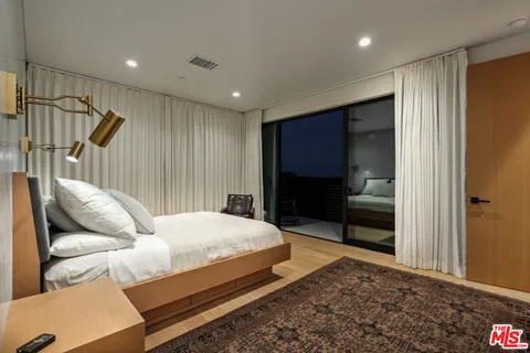 $3,200,000 | 33433 Decker School Road, Malibu, CA 90265