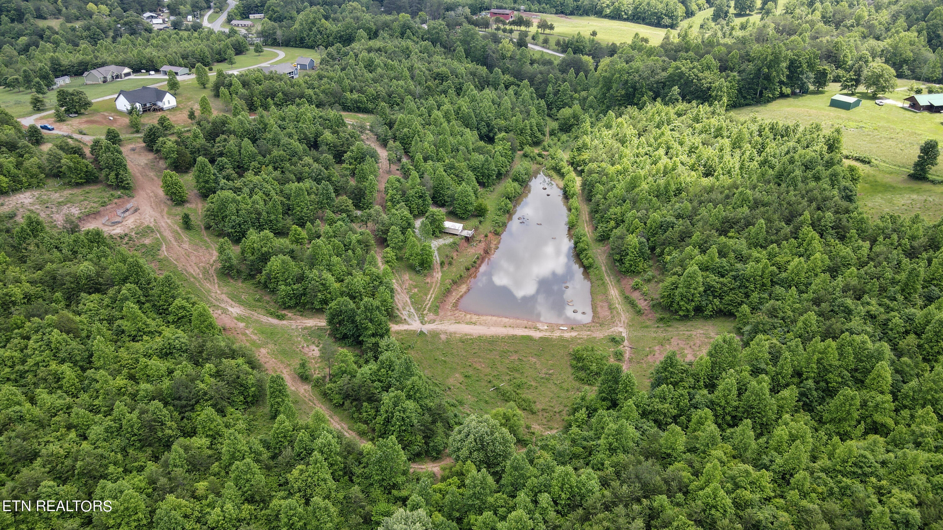 2072 Ballplay Road Madisonville, TN 37354 - Photo 39 of 55 36-DJI_0749