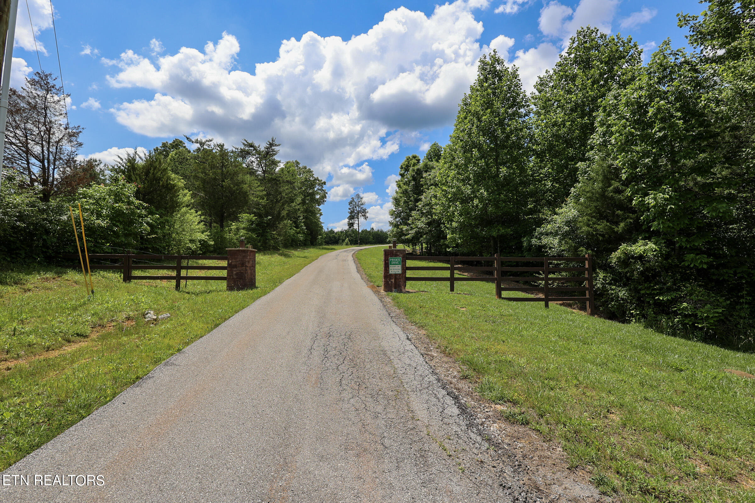 2072 Ballplay Road Madisonville, TN 37354 - Photo 7 of 55 6-0B7A5324