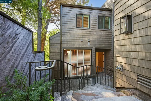 $1,298,000 | 1975 Fair Ridge Court, Walnut Creek, CA 94597