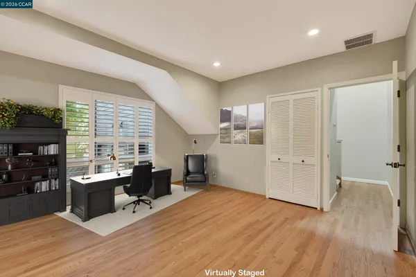 $1,298,000 | 1975 Fair Ridge Court, Walnut Creek, CA 94597