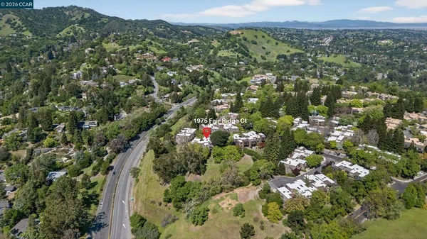 $1,298,000 | 1975 Fair Ridge Court, Walnut Creek, CA 94597