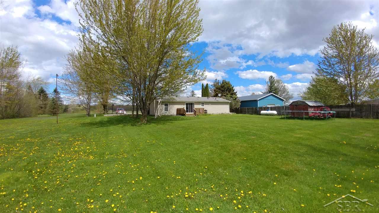21545 Ederer Road Merrill, MI 48637 - Photo 17 of 22 31318702-16.JPG
