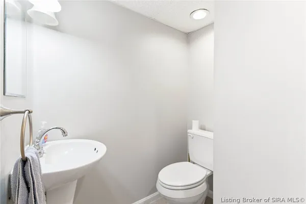 $131,500 | 3163 Wooded Way, Jeffersonville, IN 47130