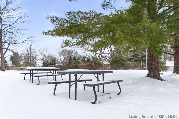 $131,500 | 3163 Wooded Way, Jeffersonville, IN 47130