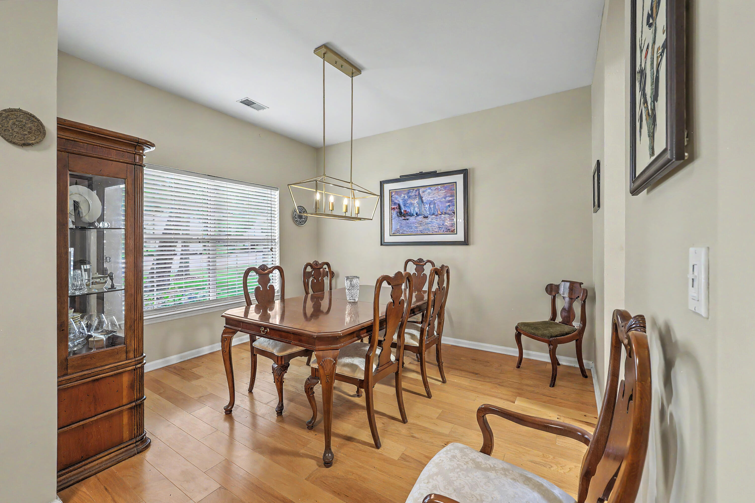561 Pointe Of Oaks Road Summerville, SC 29485 - Photo 10 of 35