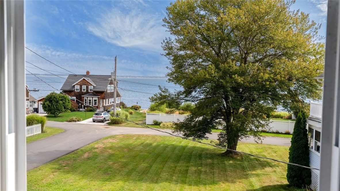34 Chapin Avenue Warwick, RI 02889 - Photo 15 of 26