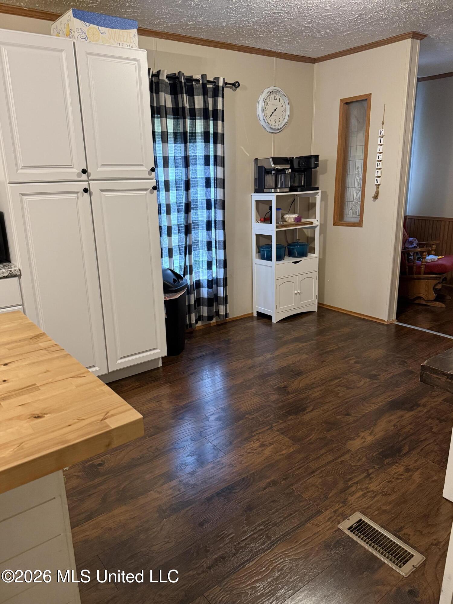 808 West McHenry Road McHenry, MS 39561 - Photo 10 of 32 Kitchen Dining