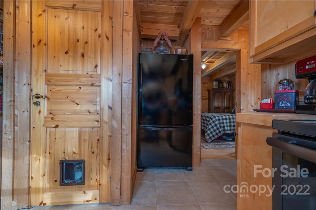 137 Creekside Circle Rutherfordton, NC 28139 - Photo 20 of 41 Gallery Image 20