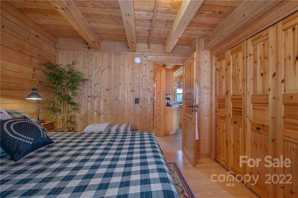 137 Creekside Circle Rutherfordton, NC 28139 - Photo 22 of 41 Gallery Image 22