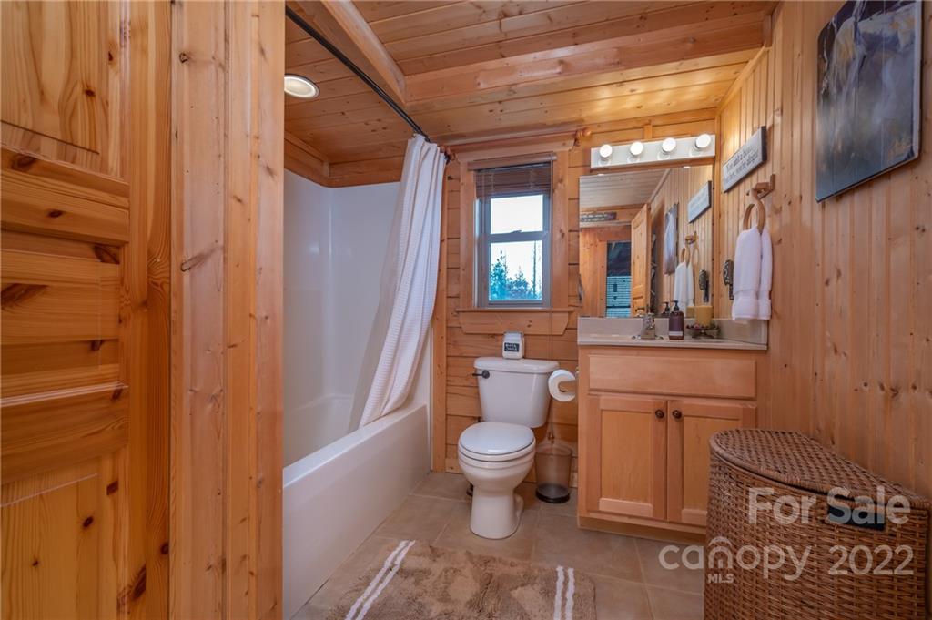 137 Creekside Circle Rutherfordton, NC 28139 - Photo 23 of 41 Gallery Image 23