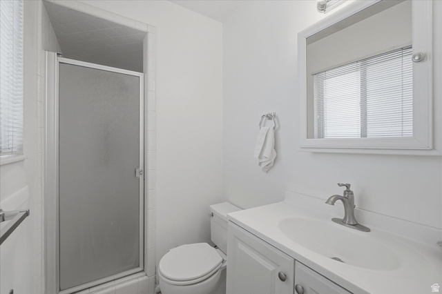 392 Perrine Drive Midvale, UT 84047 - Photo 17 of 37 Master Bath with shower