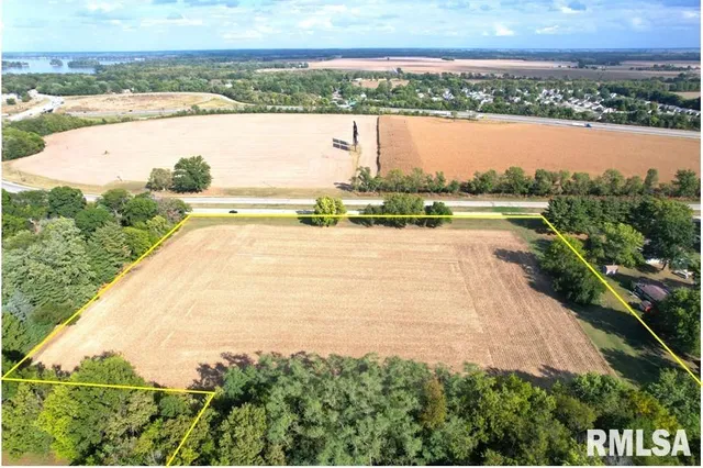 Palm Road, Chatham, IL 62629