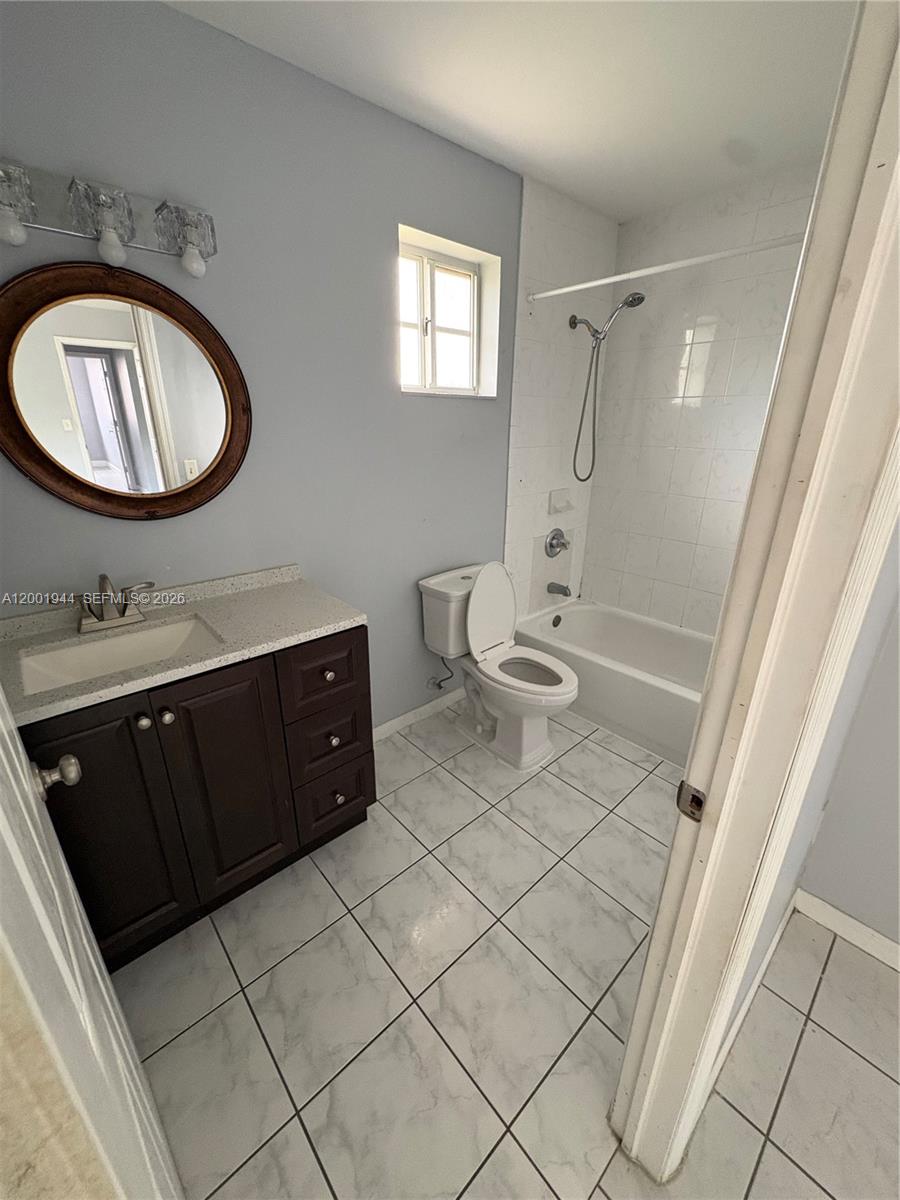 12035 Southwest 14th Street, Unit 105 Miami, FL 33184 - Photo 21 of 29