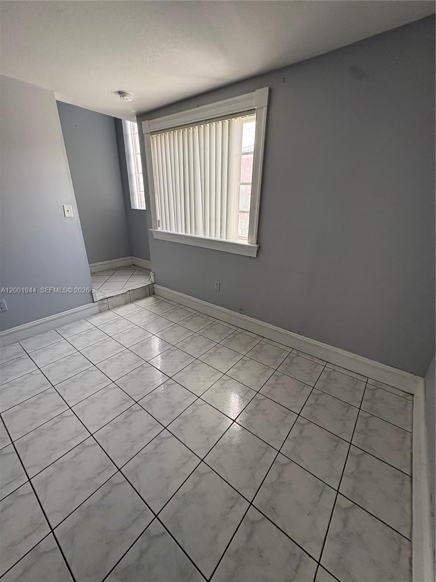 12035 Southwest 14th Street, Unit 105 Miami, FL 33184 - Photo 6 of 29