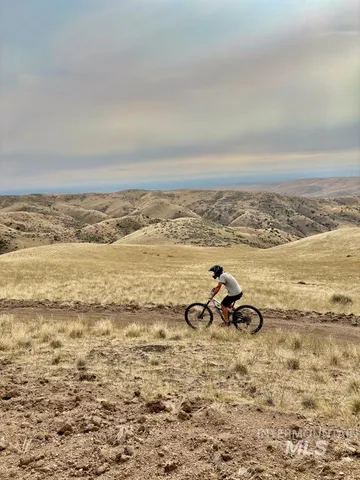 $1,097,800 | 20042 North Swire Grn Way, Unit 459, Boise, ID 83714