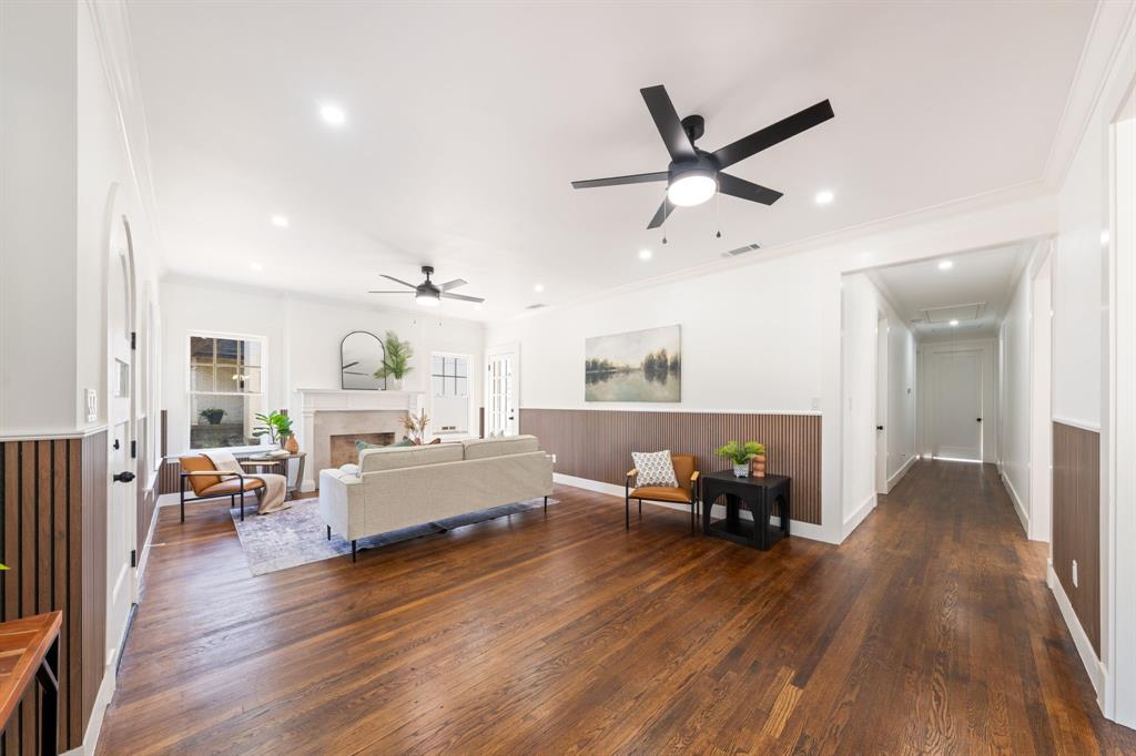 713 Ridgeway Street Dallas, TX 75214 - Photo 6 of 29 a living room with furniture and wooden floor