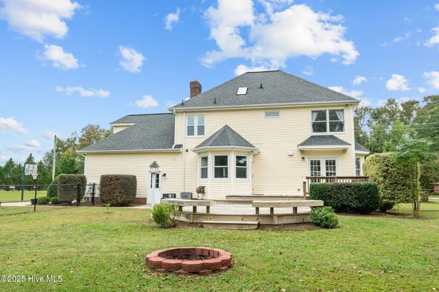 $345,000 | 1045 Tucker Road, Grimesland, NC 27837