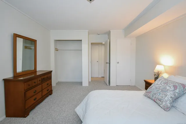 $175,000 | 4 Georgetown Drive, Unit A, Enfield, CT 06082