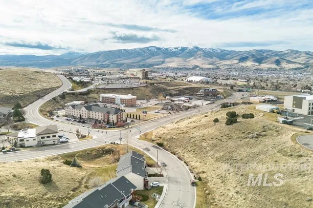 $265,000 | 204 La Valle Strada, Pocatello, ID 83201