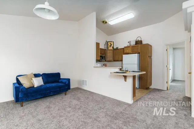 $265,000 | 204 La Valle Strada, Pocatello, ID 83201