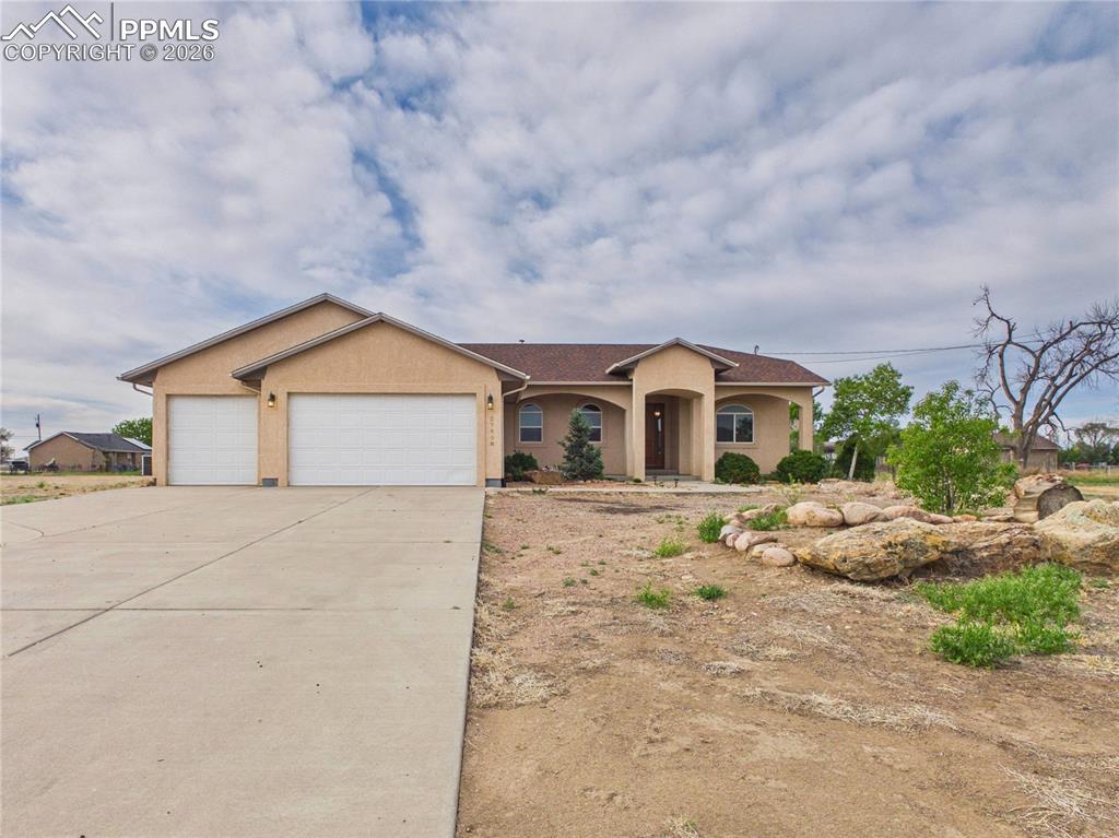27908 Iris Road Pueblo, CO 81006 - Photo 2 of 39