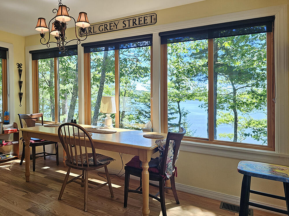 1004 Bremen Road Waldoboro, ME 04572 - Photo 44 of 63 Waterview Dining Area